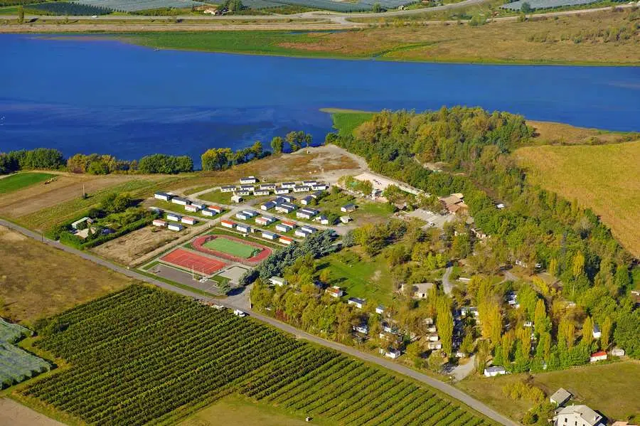 Pourquoi choisir un camping proche de Sisteron ?