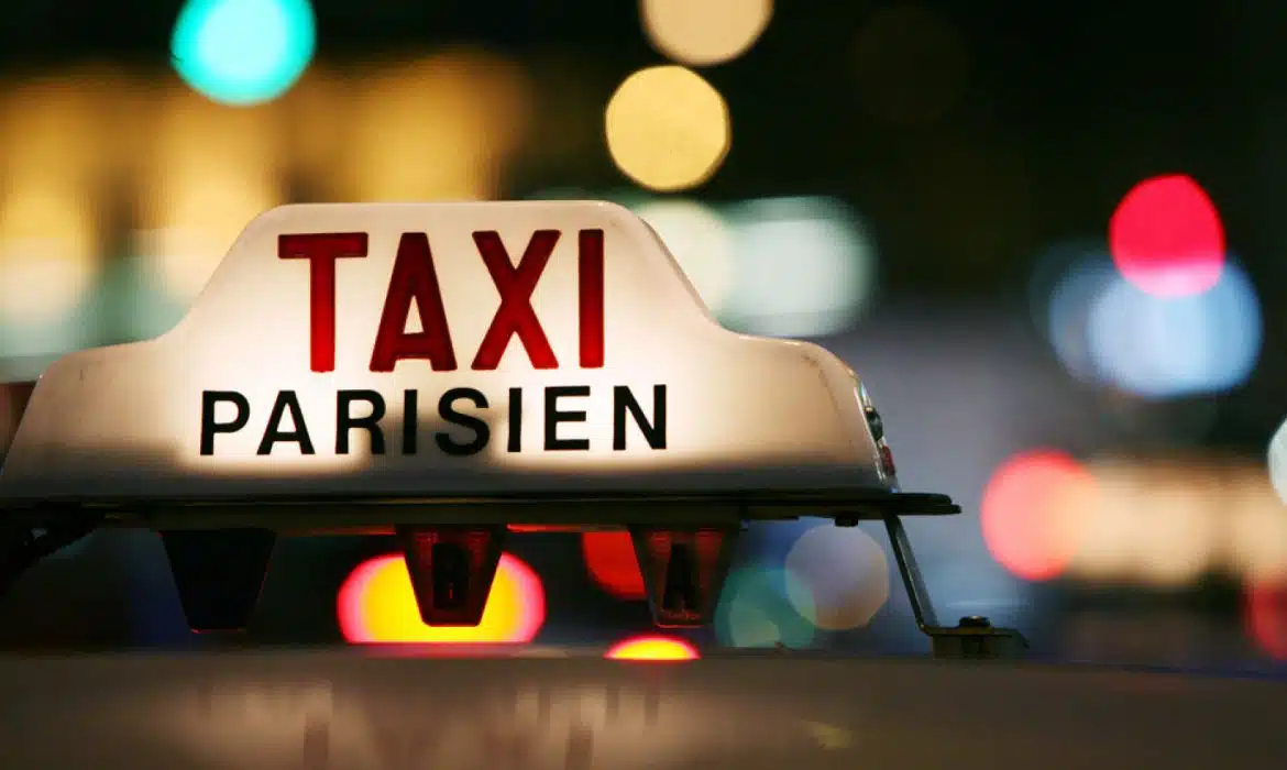 Pourquoi et comment réserver un taxi pour la gare de Lyon ?