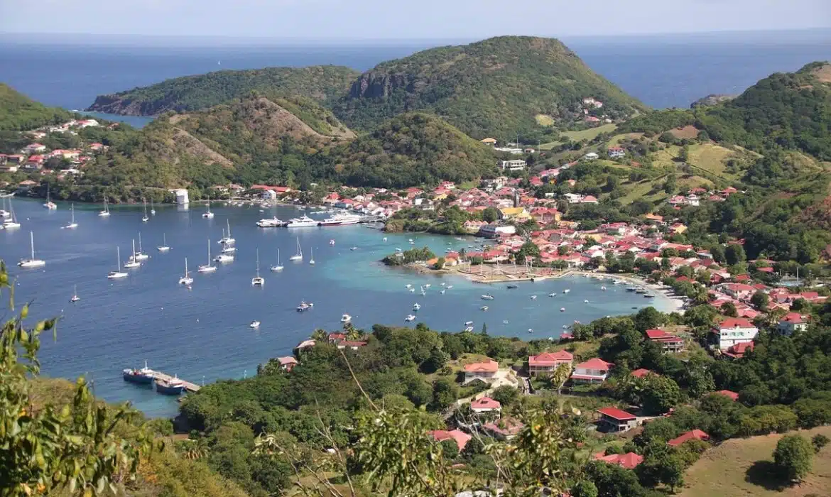 Voyager aux Saintes, en Guadeloupe : comment se déplacer ?