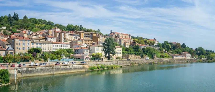 Quel camping choisir à Trévoux dans l’Ain 