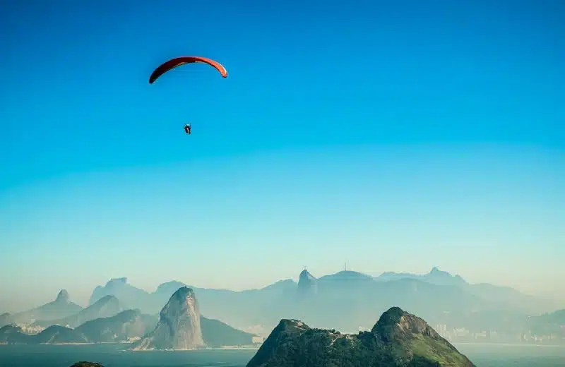 Top des spots de parapente et deltaplane pour des sensations fortes et des panoramas à couper le souffle