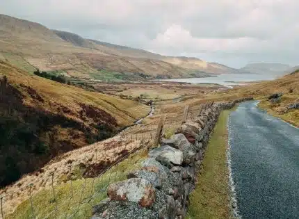 Les plus belles routes à parcourir pour découvrir des paysages époustouflants en voiture