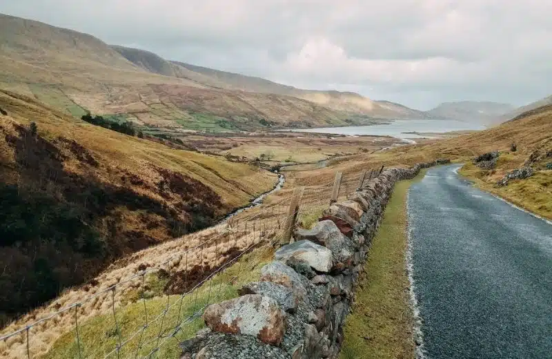 Les plus belles routes à parcourir pour découvrir des paysages époustouflants en voiture