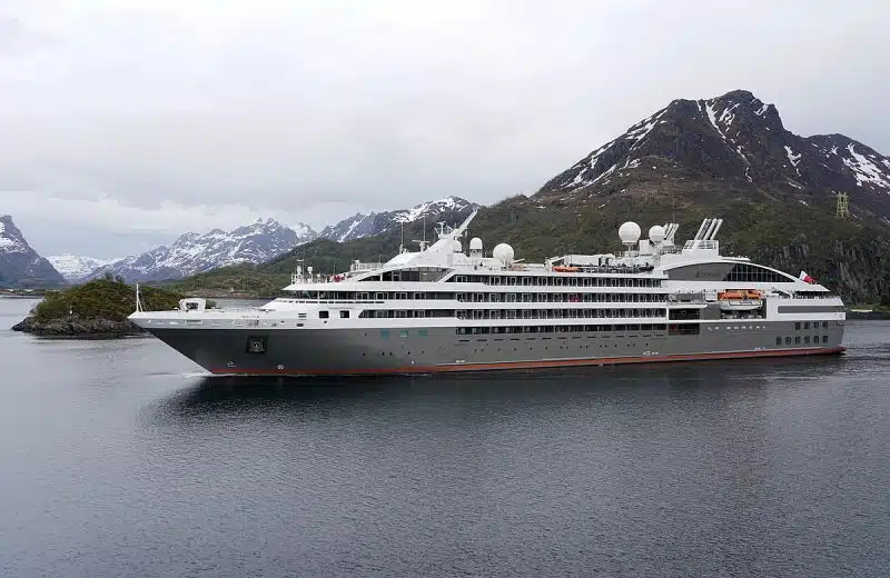 Ponant vous emmène en croisière en Groenland, à la découverte d’un pays fascinant