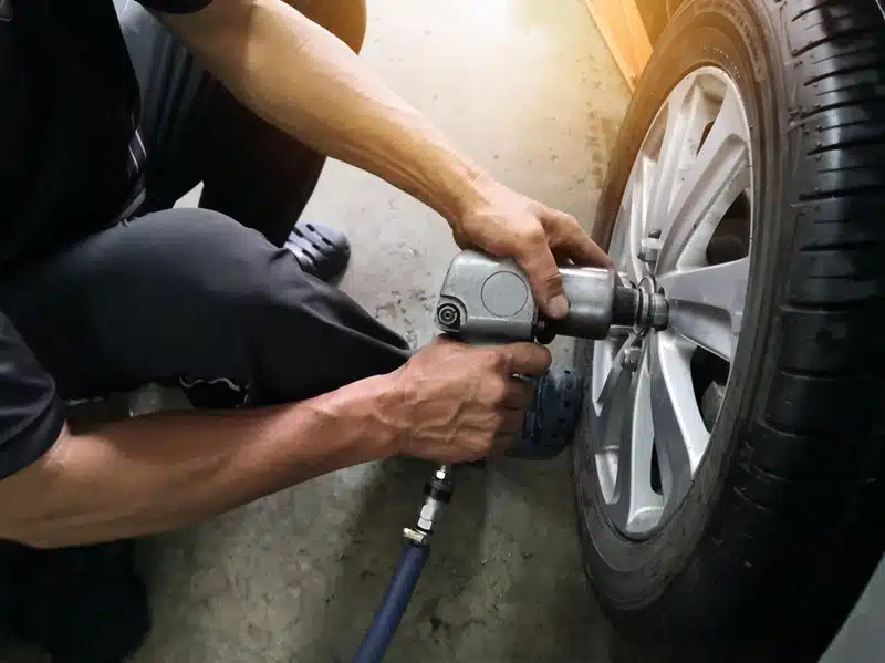 Les pneus : l’élément essentiel pour partir en voyage en toute sécurité