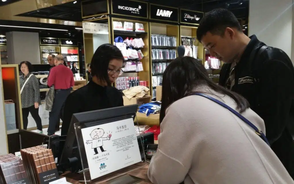 Paris séduit de nouveau les touristes chinois