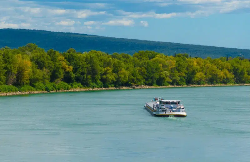 Pourquoi opter pour des vacances en pénichette ?